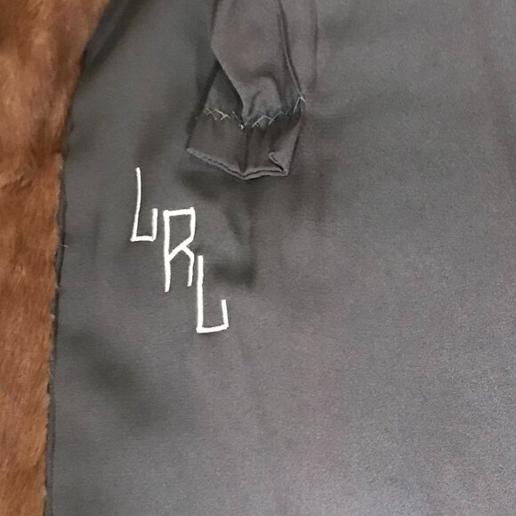 Vintage mink fur coat (size M, reddish brown), Goldstein's Birmingham, AL - Picture 8 of 11